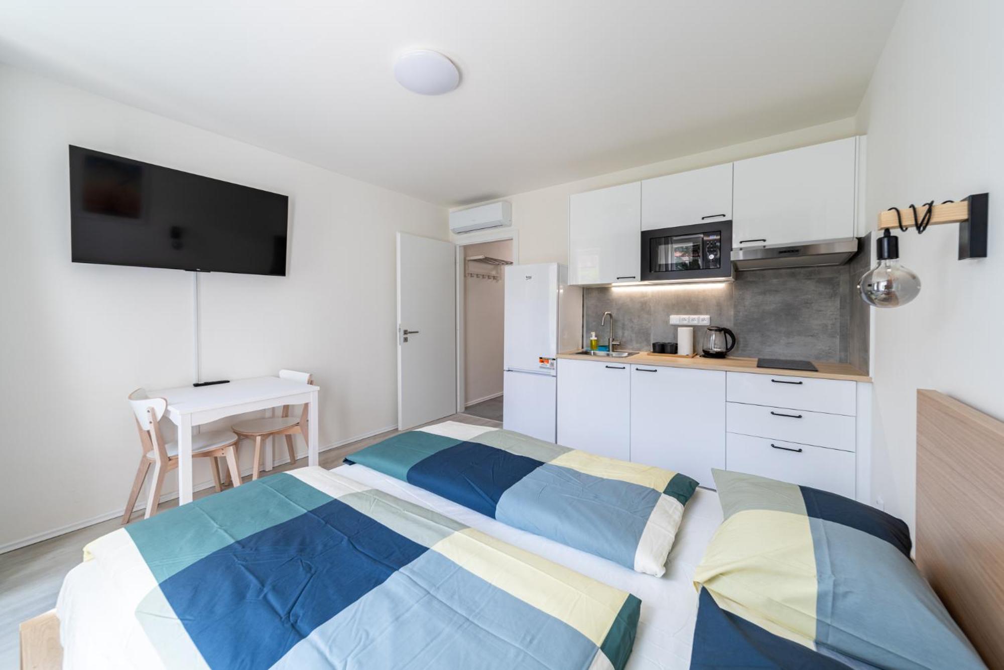 Apartments Borivojova 63 프라하 외부 사진
